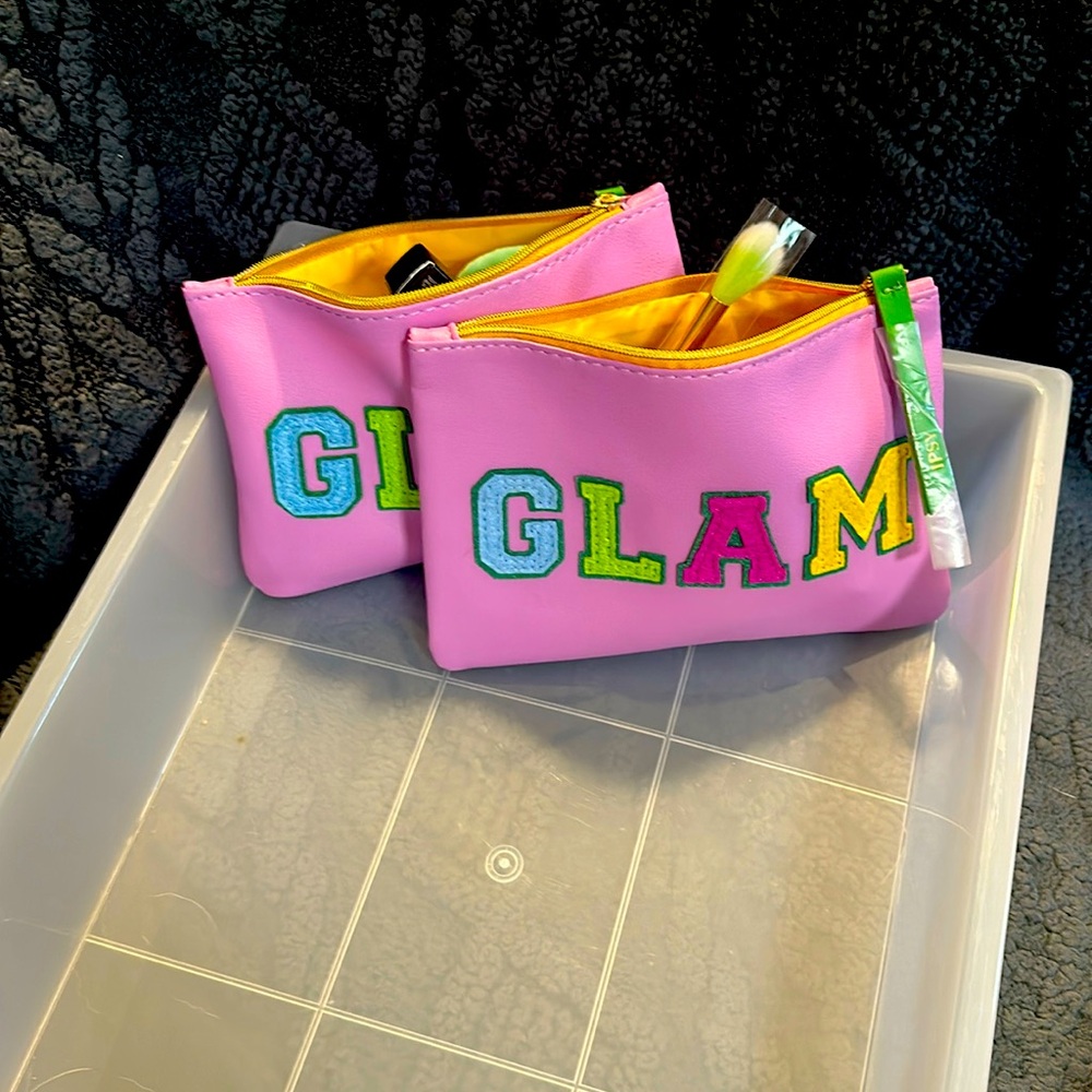 SUPRISE GIFT BAGS U PIVK THE STYLE BAG AND ILL FILL IT UP W/all kinds of things